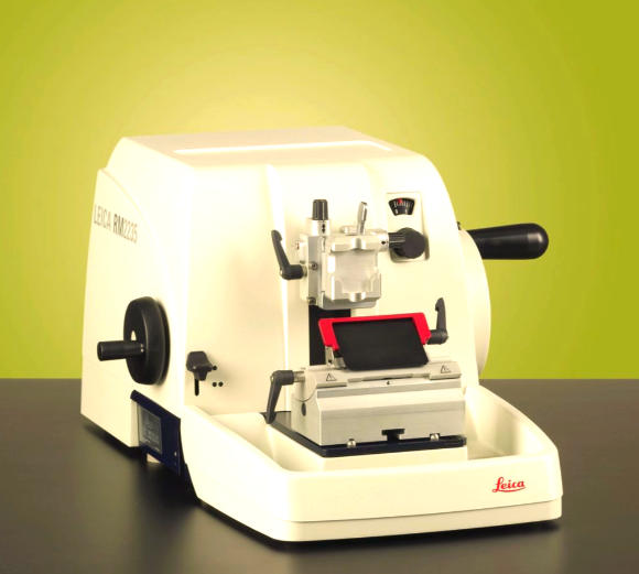 Leica RM2235切片機 操作順暢手感更佳